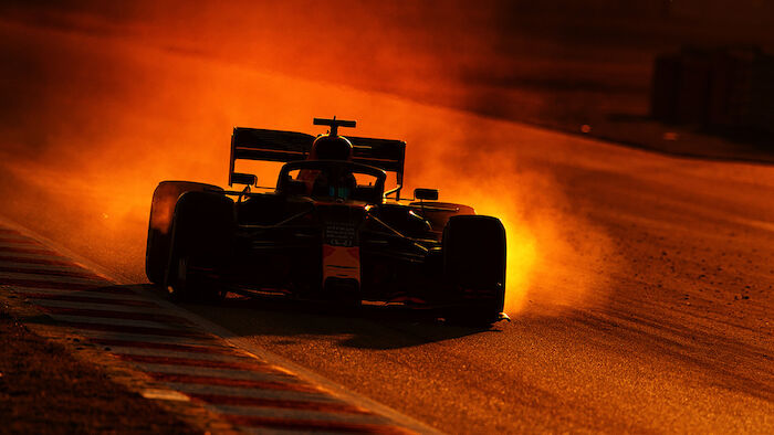 https://www.laola1.at/images/redaktion/images/Motorsport/Formel1/Red-Bull-Racing/2020/RBR-Test-2002_1786c_f_700x394.jpg
