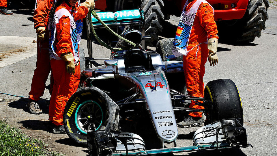 Mercedes Crash Spanien