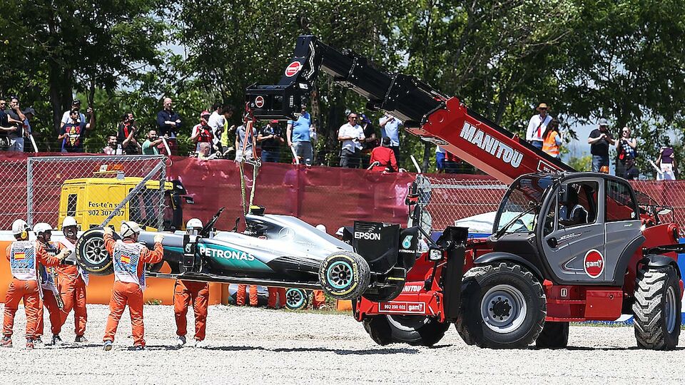 Mercedes Crash Spanien