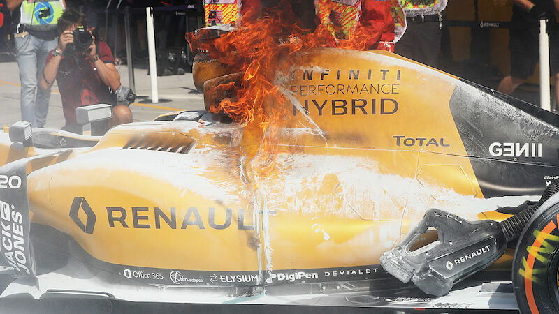 Feuer in der Renault-Box