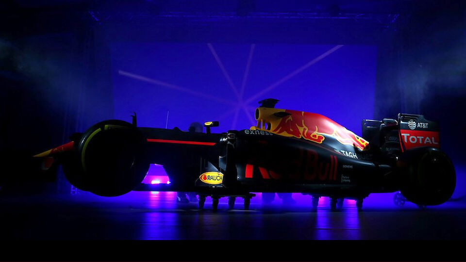 Red Bull Racing zeigt Lackierung für 2016