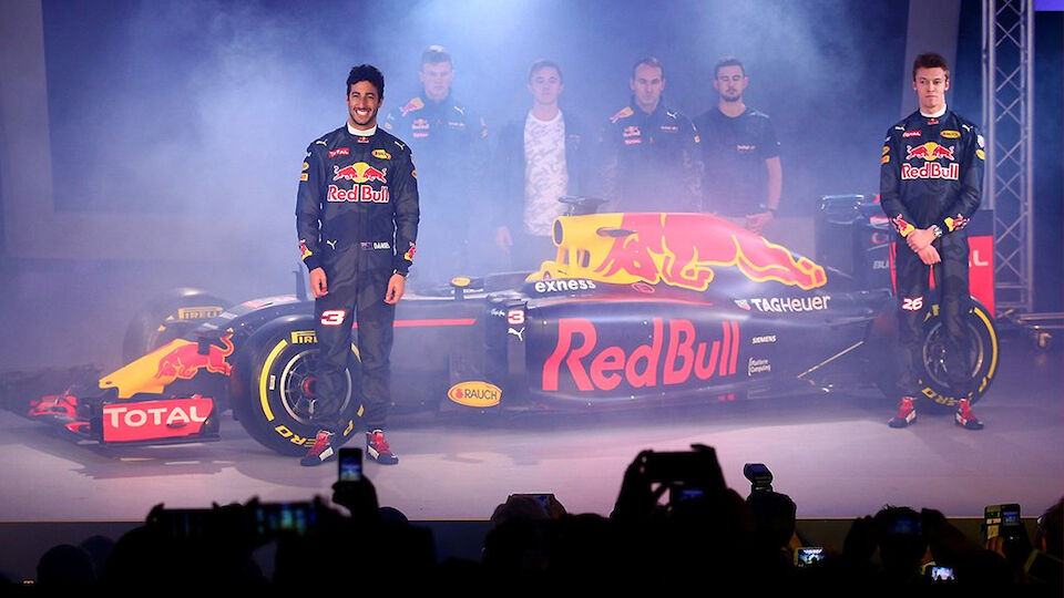 Red Bull Racing zeigt Lackierung für 2016