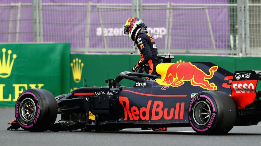 Arger Nach Red Bull Crash Beide Fahrer Sind Schuld Laola1 At