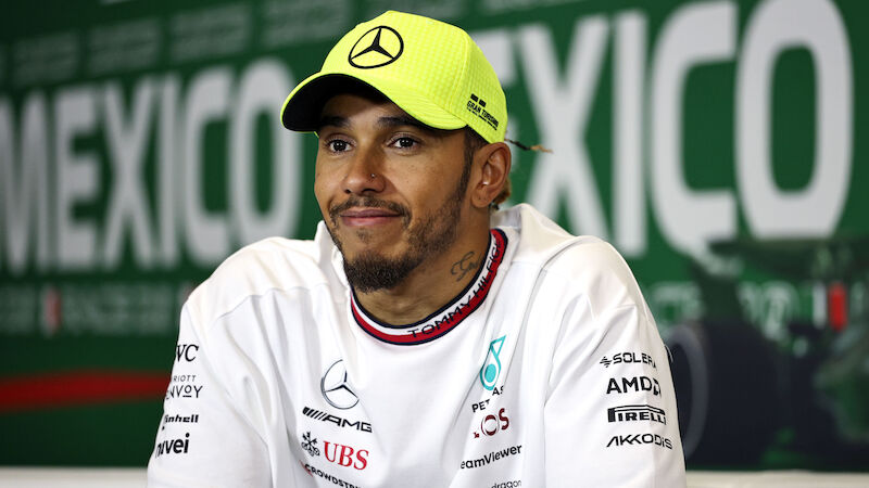 Lewis Hamilton: Note 2
