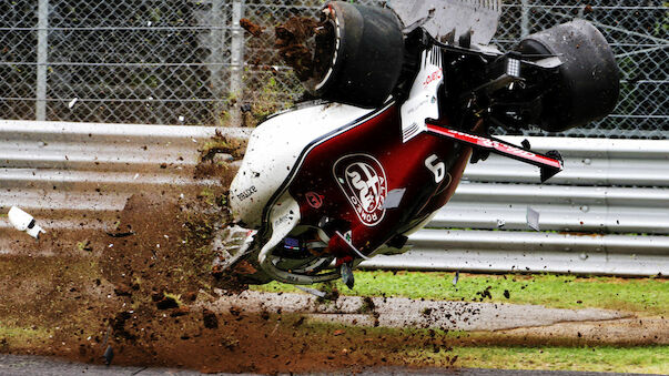 Heftiger Crash von Ericsson im Monza-Training