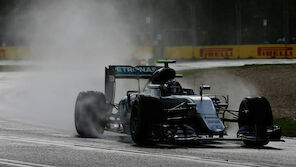 Rosberg crasht auf nasser Piste