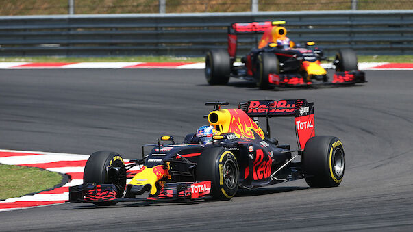 Red-Bull-Doppelsieg nach Hamilton-Drama