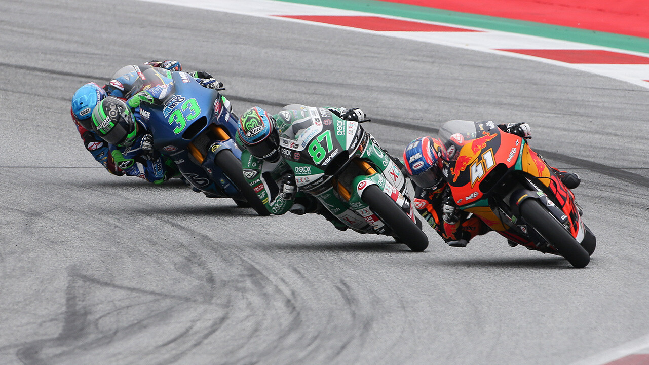 Horror Crash In Spielberg Schockt Motorrad Wm Laola1 At