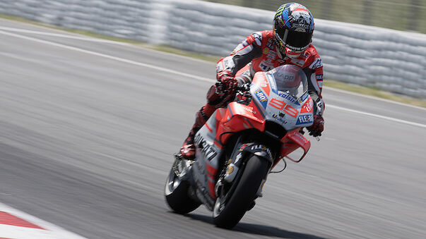 Lorenzo holt Pole Position in Silverstone