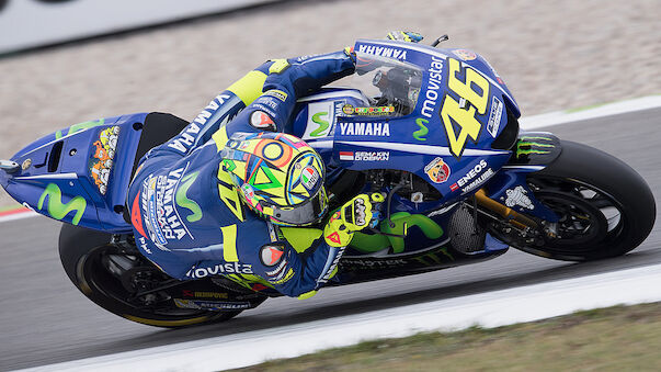 Valentino Rossi jubelt in Assen