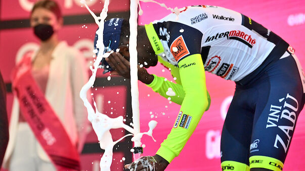 Giro: Siegerehrung nimmt schreckliche Wendung