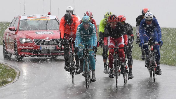 Poels gewinnt Wetterschlacht