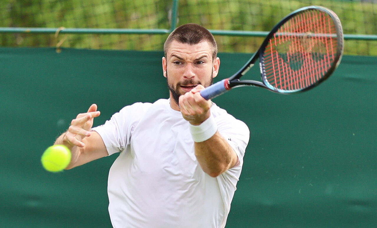 Souveräne Leistung! Rodionov steht im GstaadHauptfeld