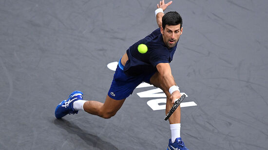 Novak Djokovic hat beim Paris-Masters zu kämpfen