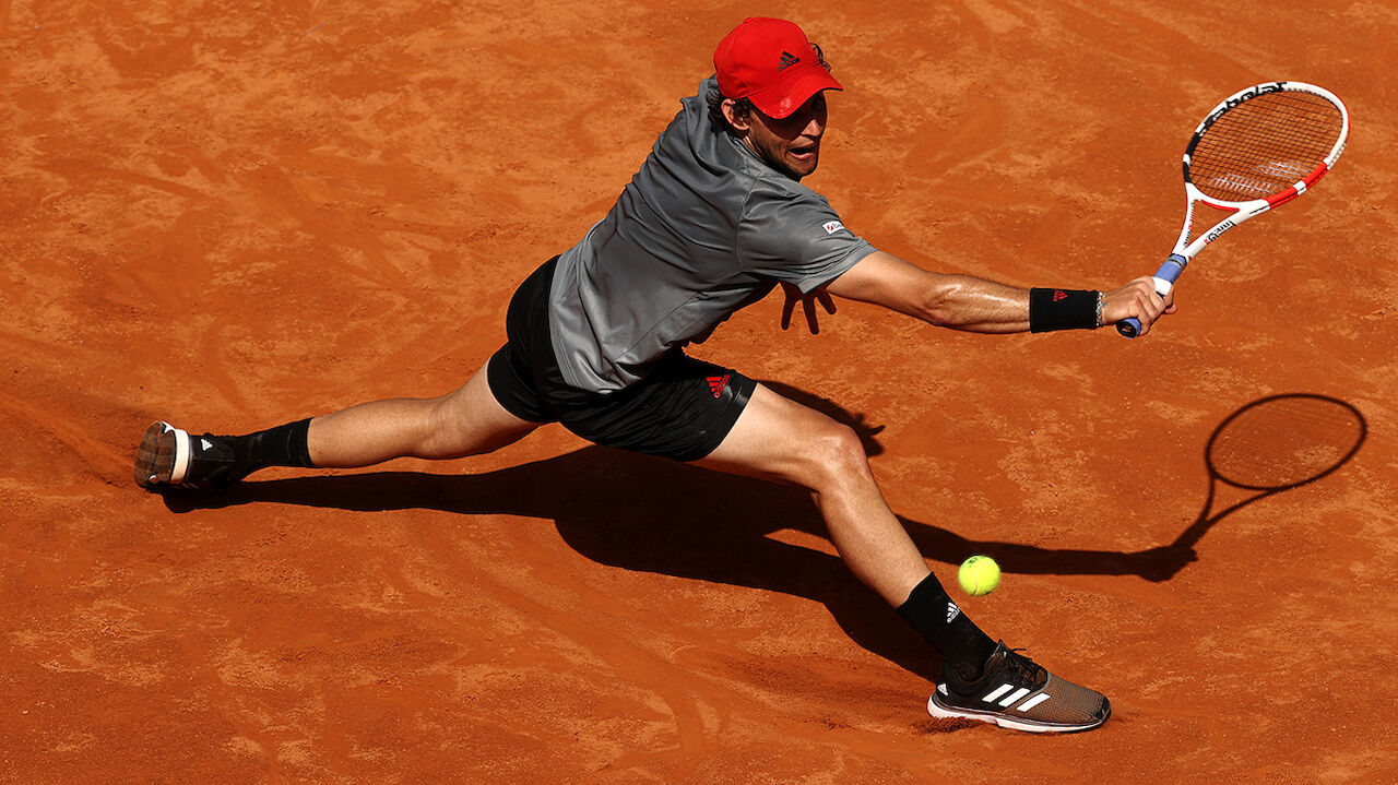 Nach Fehlstart Dominic Thiem Kampft Sich Ins Rom Achtelfinale Sport Mix Tennis