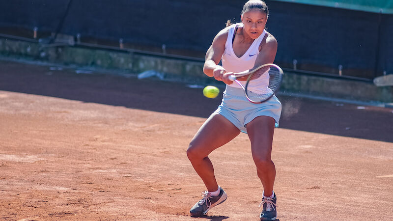 Tamara Kostic (18 Jahre)
