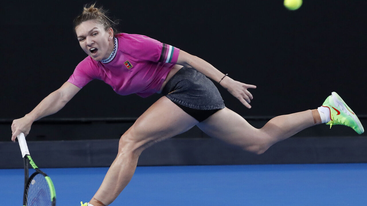 Australian Open Halep kämpft sich in die zweite Runde