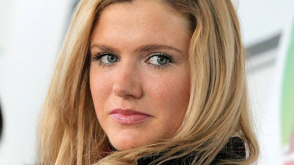 Габриэла Соукалова Максим