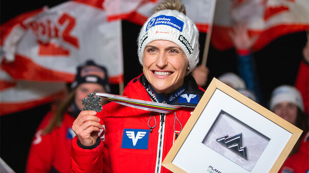Eva Pinkelnig kündigt an: 