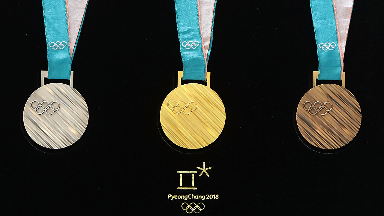 Präsentation der Medaillen für Olympia 2018 - Wintersport ...