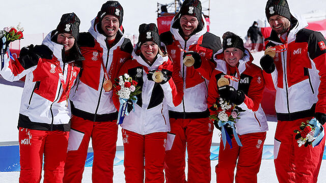 GOLD für Österreichs Ski-Team im Mixed-Bewerb