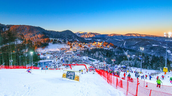 Wirbel um Semmering-Plakat mit nackter Skifahrerin