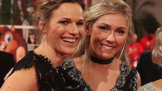 Marlies Raich bedankt sich bei Shiffrin