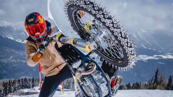 Spektakulär: Hirscher fährt RTL mit Motocross