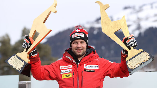 Beat Feuz feiert Gondel-Übergabe in Kitzbühel