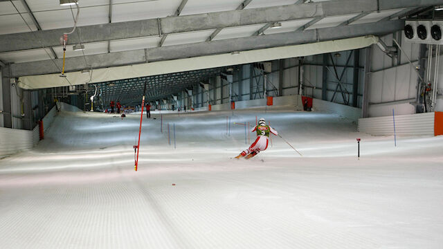 Skihalle: Erste FIS-Rennen in Dubai