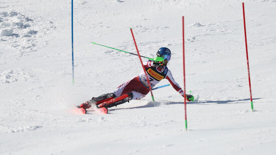 Schwarz nach Slalom-Aus: