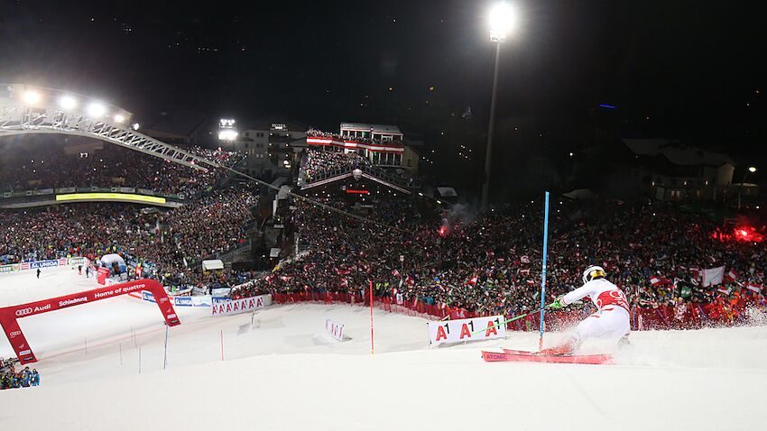 Nightrace In Schladming Hirscher Sieg Vor Kristoffersen Wintersport Ski Alpin Weltcup Herren