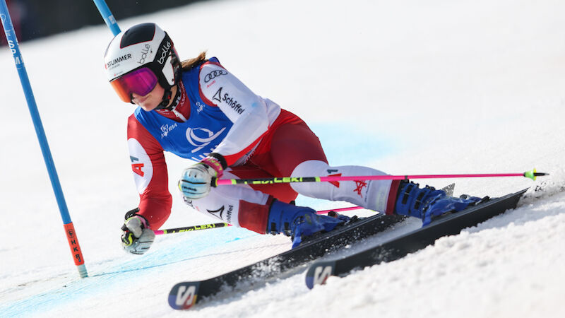 Viktoria Bürgler (20)
