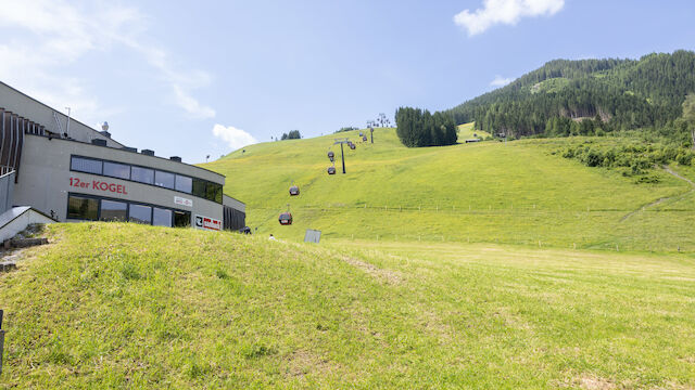 Wandern im Home of Lässig: Auf den Spuren der Weltcup-Stars