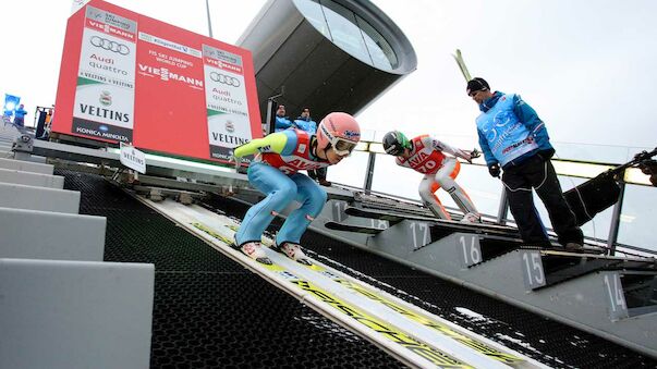 ÖSV-Adler in Klingenthal am Stockerl