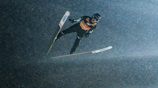 Kraft beim 2. Fliegen in Oberstdorf am Podest