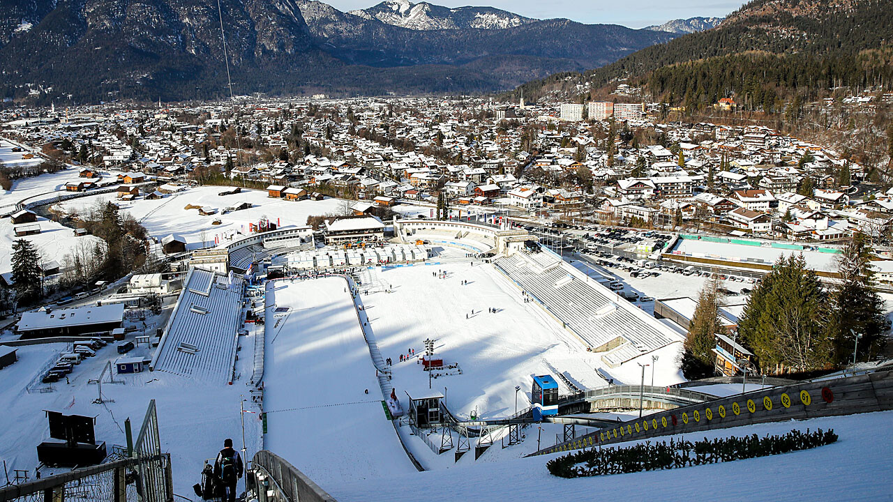 Vierschanzen Tournee Keine Fans In Oberstdorf Und Garmisch Wintersport Skispringen Tournee