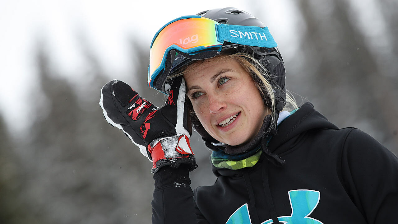 Sabine Schöffmann gewinnt Snowboard-Slalom in Cortina - Wintersport - Snowboard