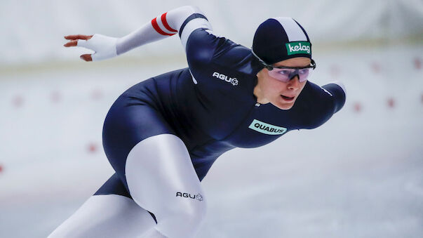 Vanessa Herzog über 500 m zurück am Podest