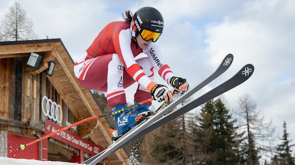 ÖSV-Ski Crosser schrammen am Podest vorbei