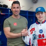 Innsbrucker Haie befördern treuen Eigenbauspieler