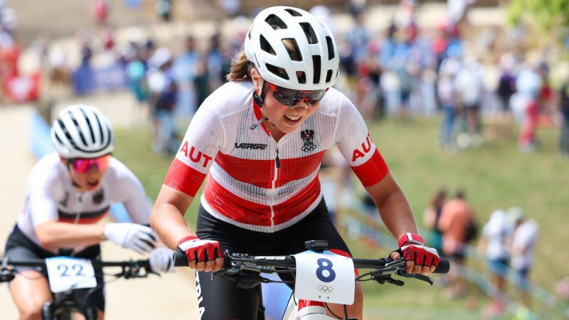 Moutainbike-Weltmeisterin Mitterwallner feiert Straßendebüt