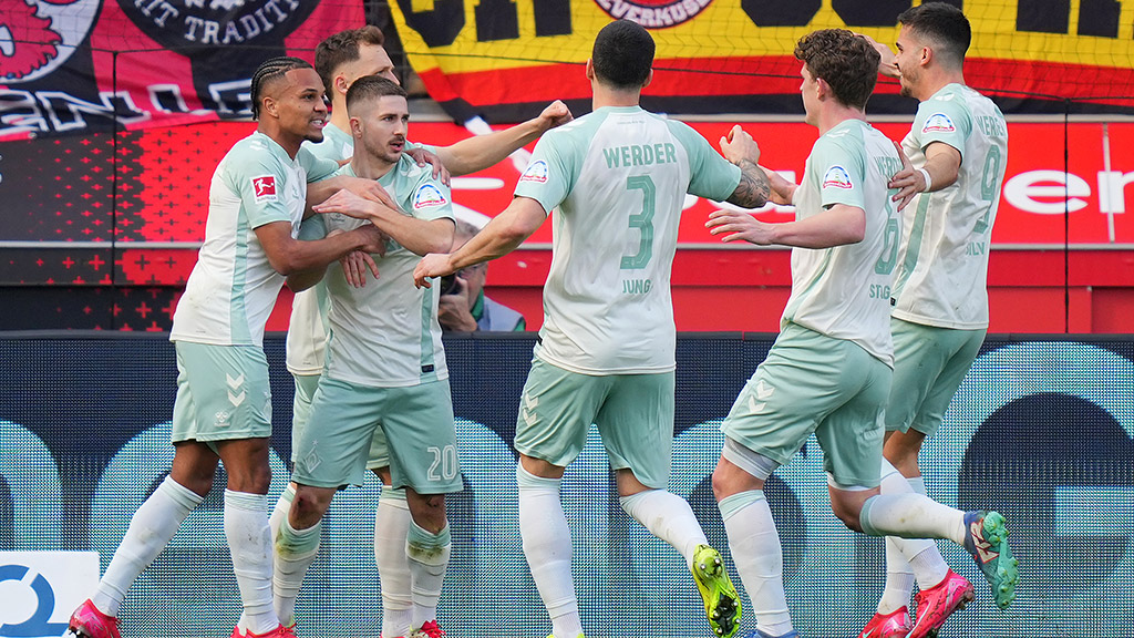 Schmid verhindert Leverkusens Comeback im Meisterkampf