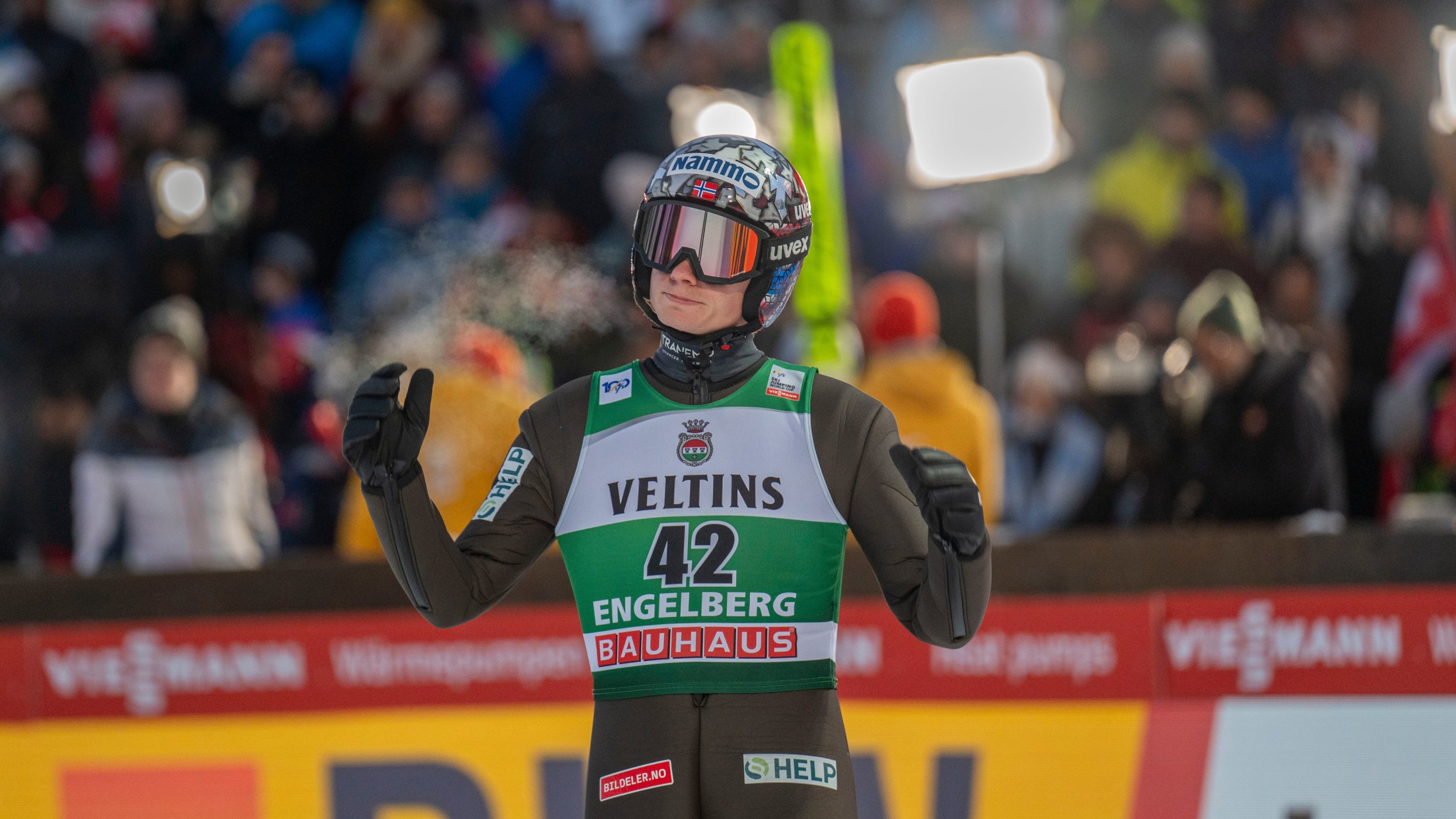 FIS kündigt im Anzug-Skandal Untersuchungsergebnisse an