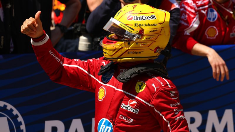 China-Sprint: Lewis Hamilton gewinnt erstmals in Rot!