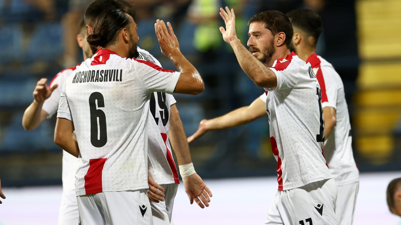 Kiteishvili-Show! <a href='/de/daten/news/fussball/georgien/' class='tag'>Georgien</a> zerlegt <a href='/de/daten/news/armenien/' class='tag'>Armenien</a>