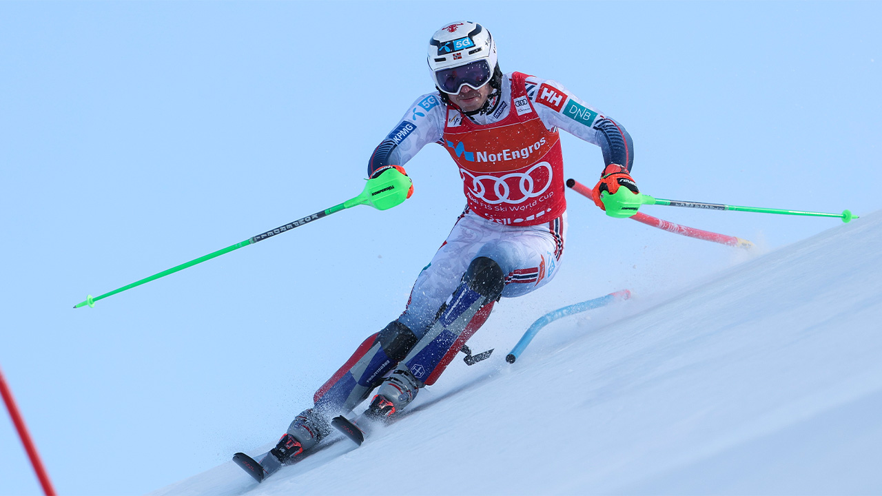 Kristoffersen holt die Kugel! Gstrein am Podest