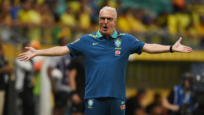 Ein Jahr vor WM 2026: Brasilien schmeißt Teamchef raus!