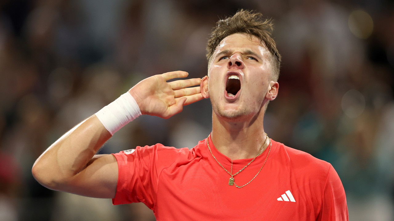 Tschechischer Youngster fordert Djokovic im Finale heraus