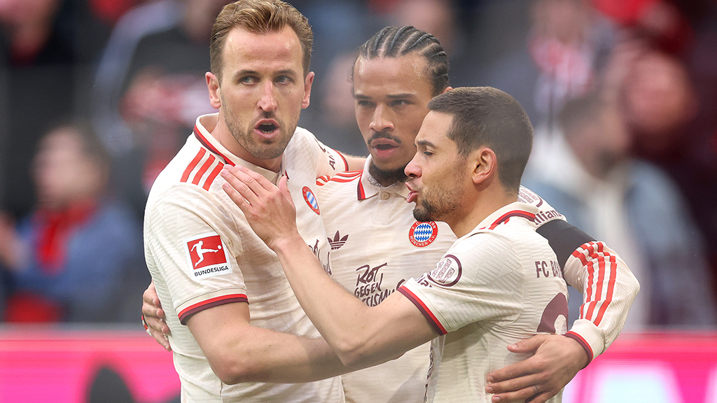 Doppelter Sane: FC Bayern hält Leverkusen auf Distanz